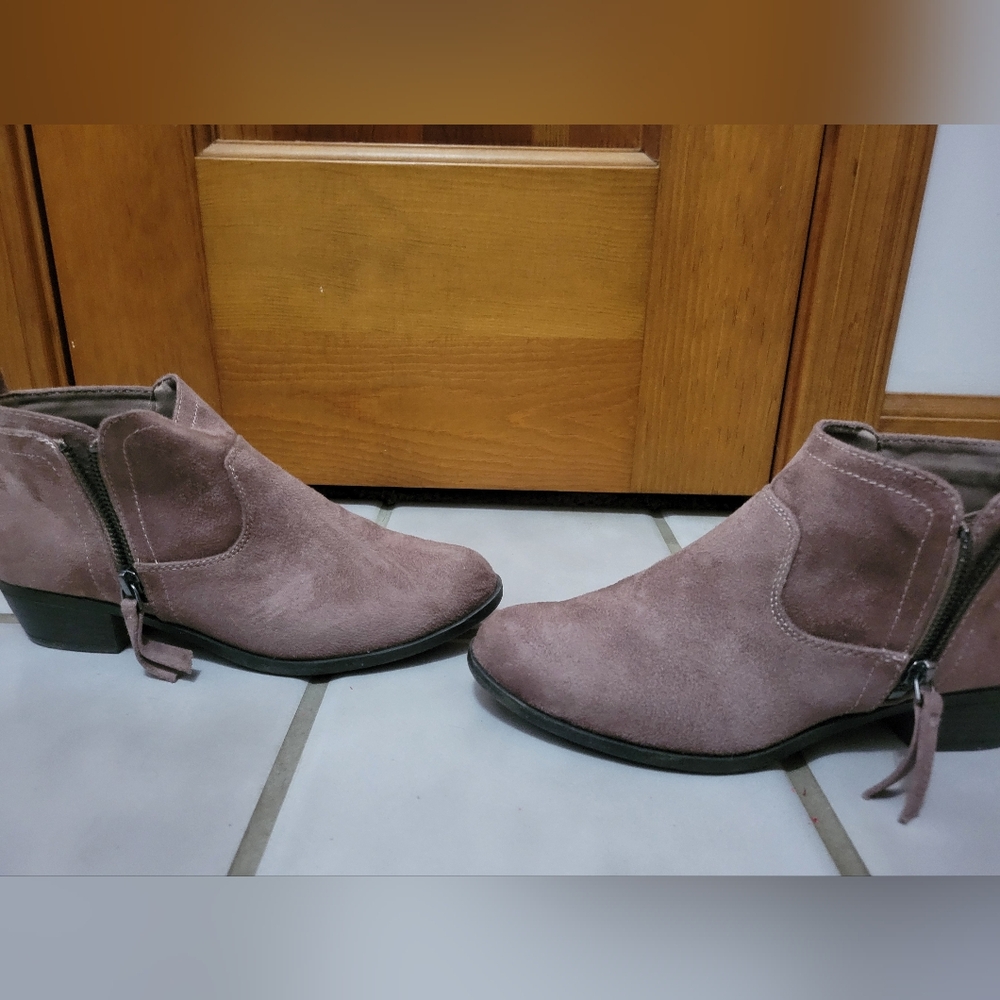Taupe Booties - 7.5 - Great condition